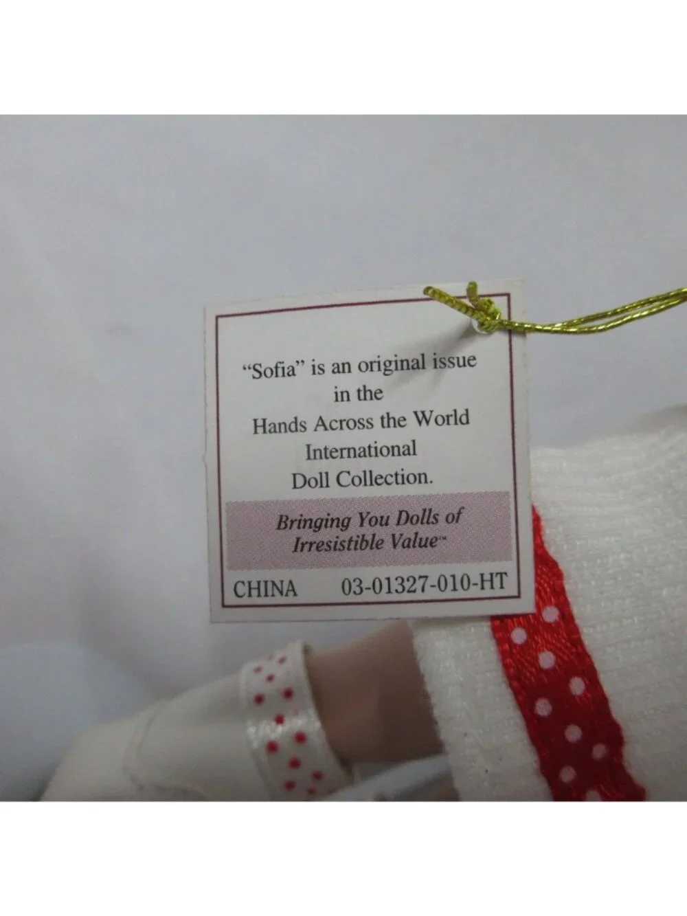 Ashton Drake Galleries - Hands Across the World Sofia (Canada) 6
